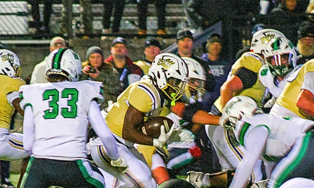 Moody Defeats Arch Rival Leeds 25-22 in Thrilling “Battle of the Bridge”